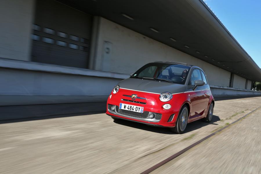  Abarth 595C Turismo 2012 года  (фото 49 из 54)